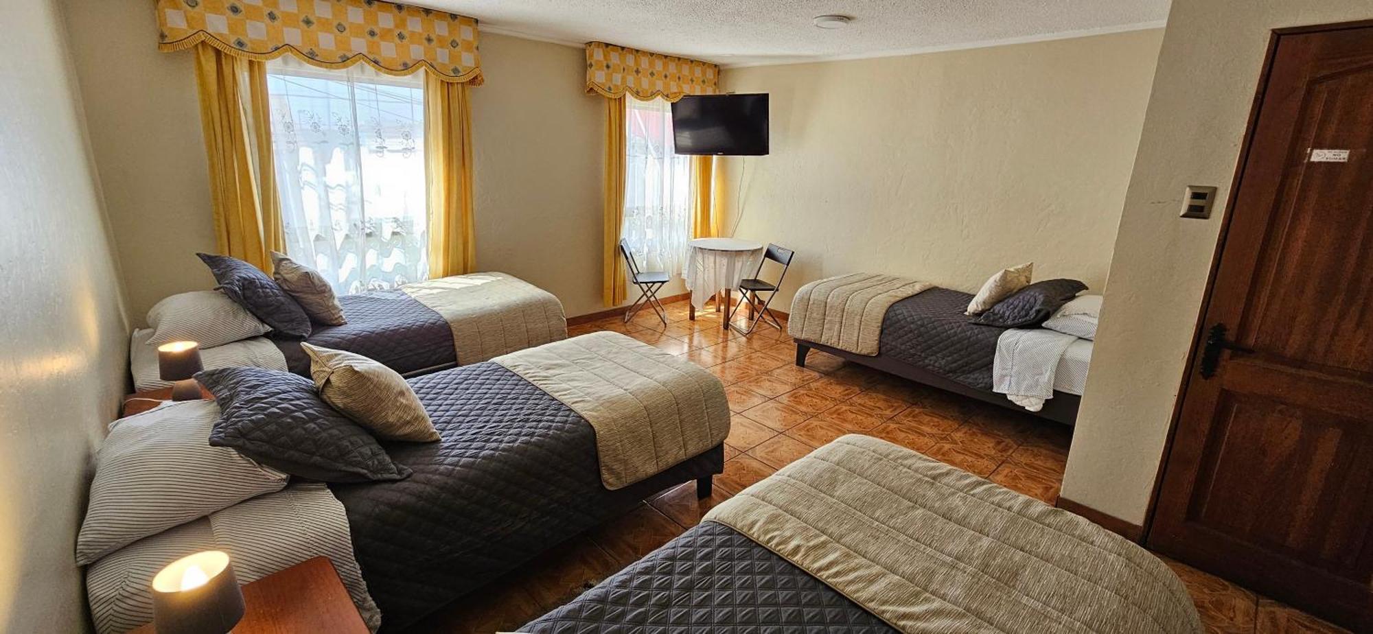 Hostal De Colon La Serena Zewnętrze zdjęcie