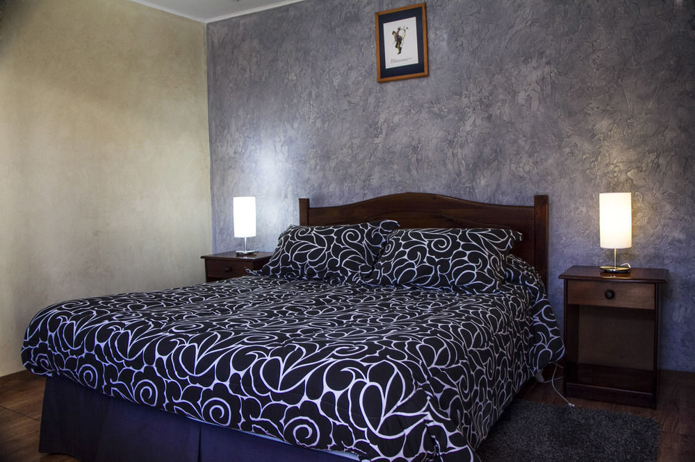 Hostal De Colon La Serena Zewnętrze zdjęcie
