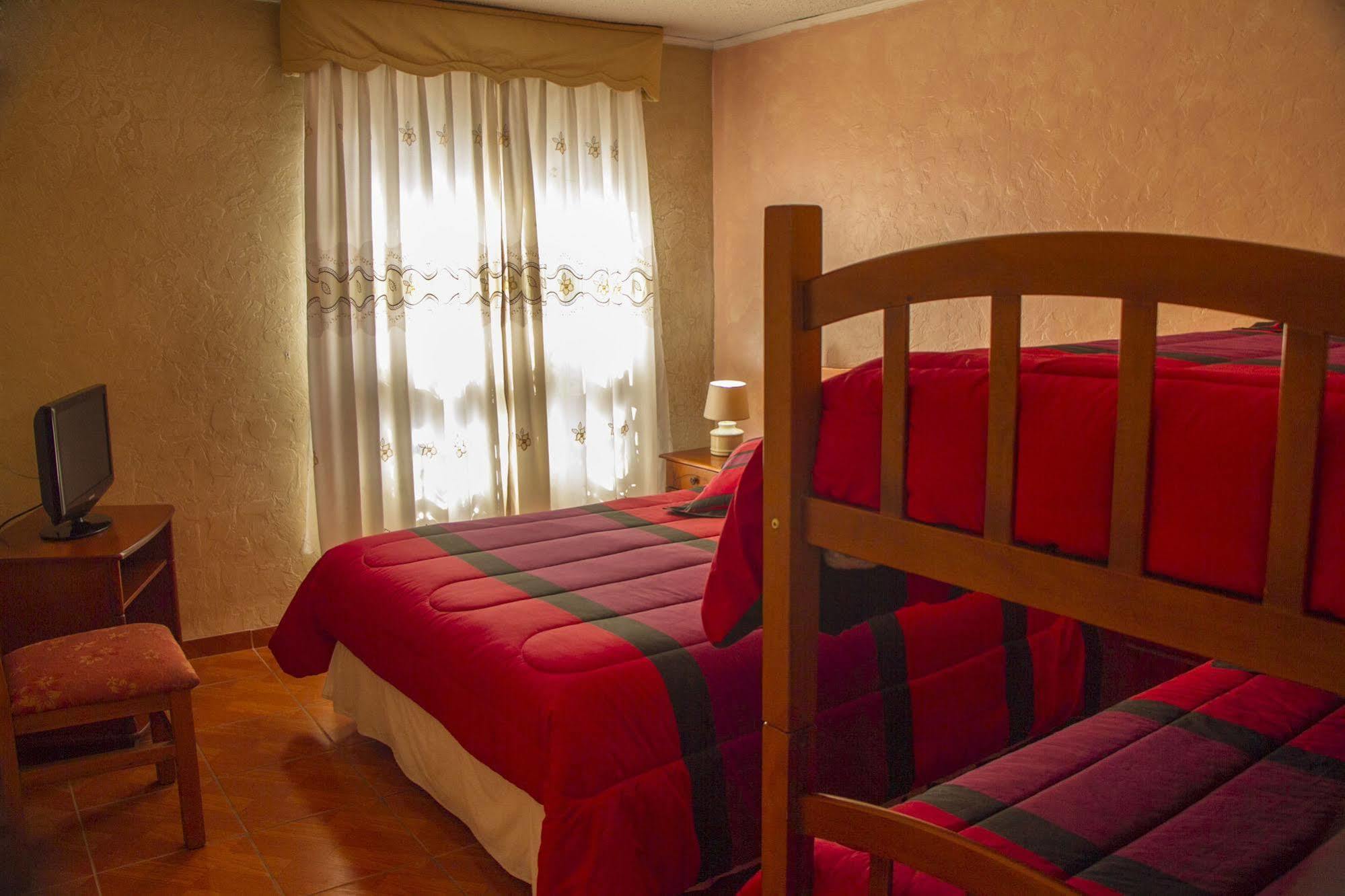 Hostal De Colon La Serena Zewnętrze zdjęcie
