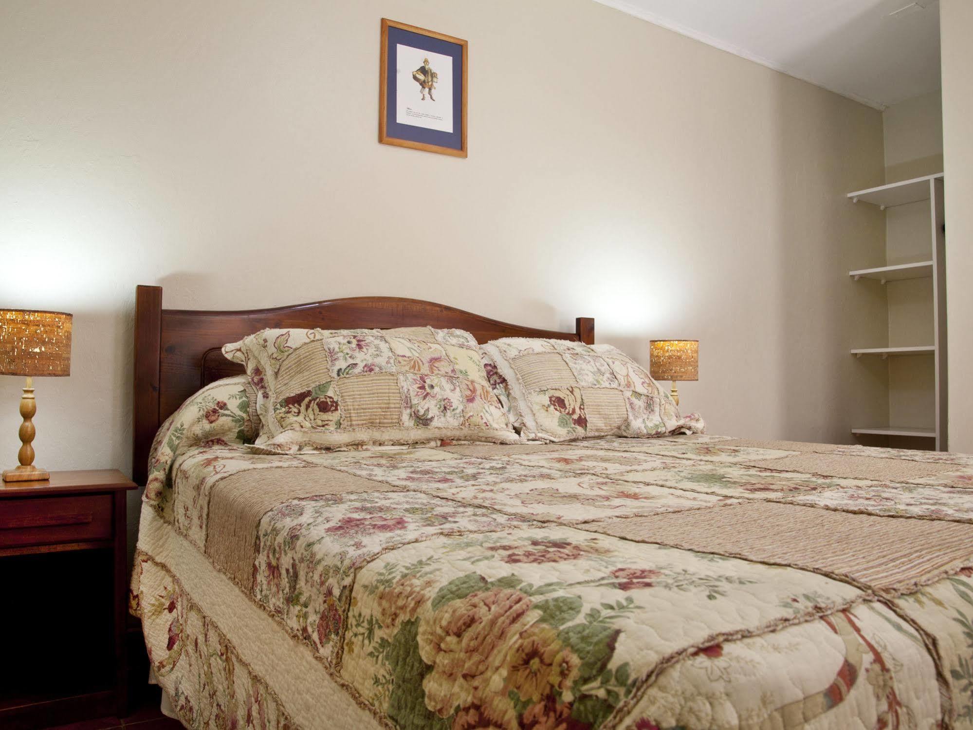 Hostal De Colon La Serena Zewnętrze zdjęcie